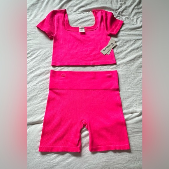 No Boundaries Seamless Double Square Neck Top & Bike Short Set, Women's - Picture 8 of 10